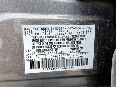 Used 2025 Nissan Sentra SV FWD image 37