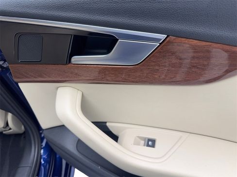 Used 2022 Audi A4 2.0T Premium w/ Convenience Package image 43