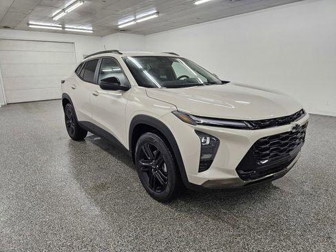 New 2026 Chevrolet Trax ACTIV w/ Driver Confidence Package image 3