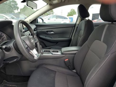 Used 2024 Nissan Sentra SV FWD image 5