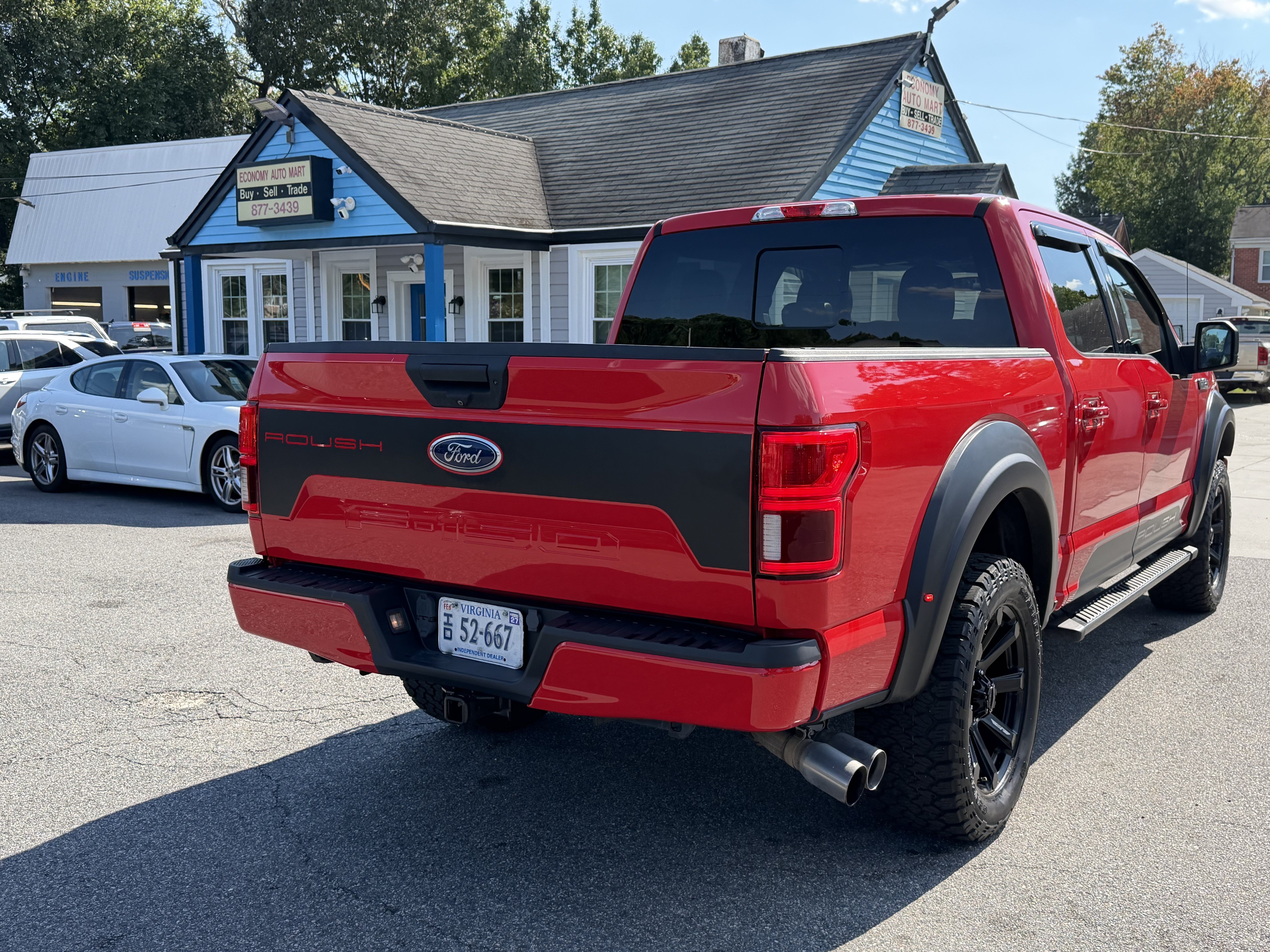 Used 2019 Ford F150 XLT w/ Equipment Group 302A Luxury AWD/4WD image 6