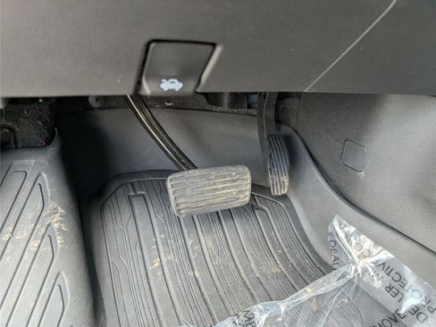 Used 2023 GMC Sierra 1500 Denali Ultimate image 29