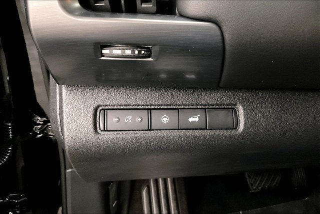New 2026 Nissan Pathfinder Rock Creek w/ Rock Creek Premium Package AWD/4WD image 32