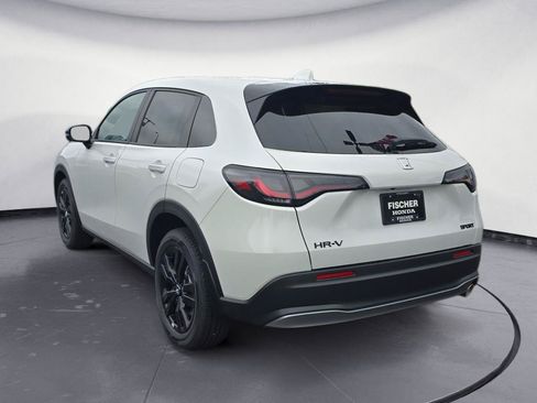 New 2027 Honda HR-V Sport image 4