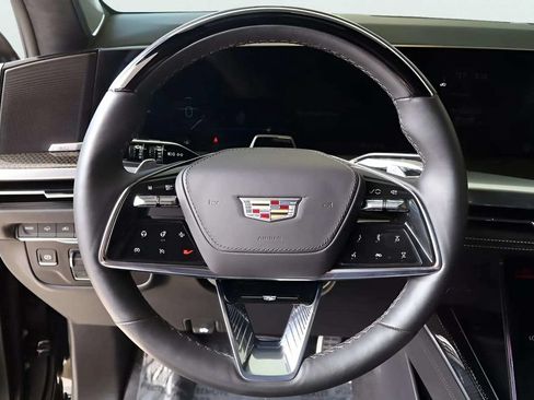 Used 2025 Cadillac Escalade V w/ LPO, ONYX Package AWD/4WD image 8