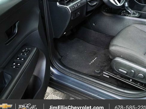 Used 2024 Hyundai Kona SEL FWD image 7