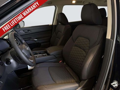 New 2026 Nissan Pathfinder SV AWD/4WD image 27