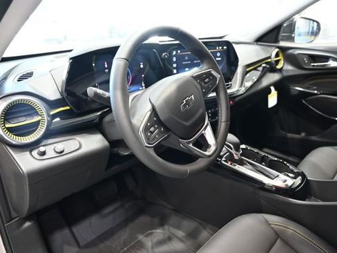 New 2026 Chevrolet Trax ACTIV w/ Driver Confidence Package FWD image 17