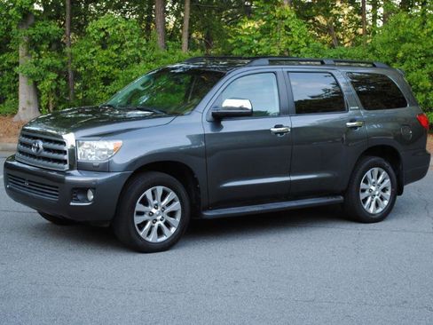 Used 2013 Toyota Sequoia Limited AWD/4WD image 5