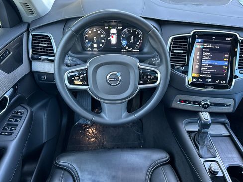 Certified 2022 Volvo XC90 T6 Inscription image 17