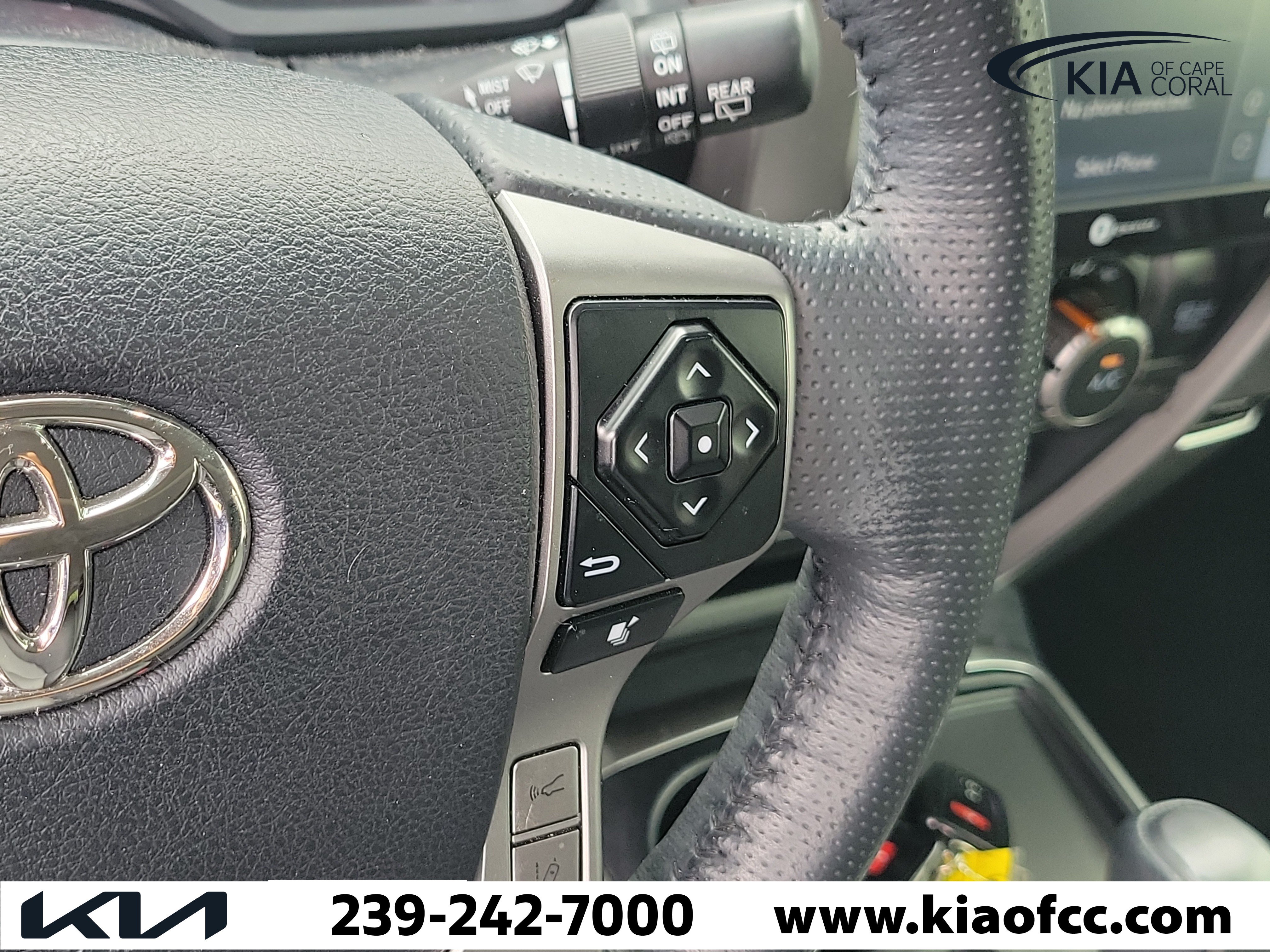 Used 2023 Toyota 4Runner SR5 Premium w/ Moonroof Package RWD image 26