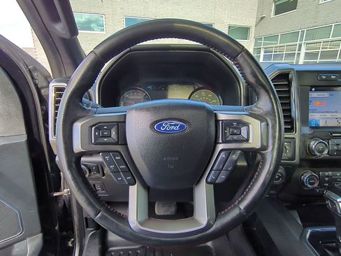 Used 2019 Ford F150 Lariat AWD/4WD image 29