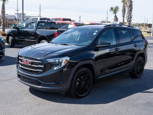 Used 2019 GMC Terrain SLE w/ Black Edition image 7