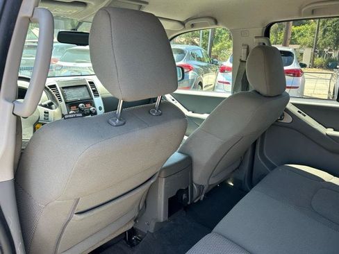 Used 2019 Nissan Frontier SV w/ Value Truck Package AWD/4WD image 14
