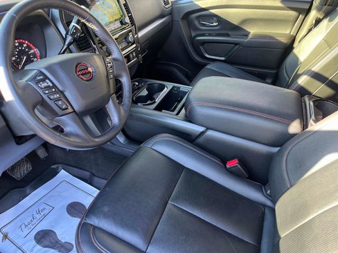 Used 2024 Nissan Titan PRO-4X w/ Pro-4x Convenience Package image 22
