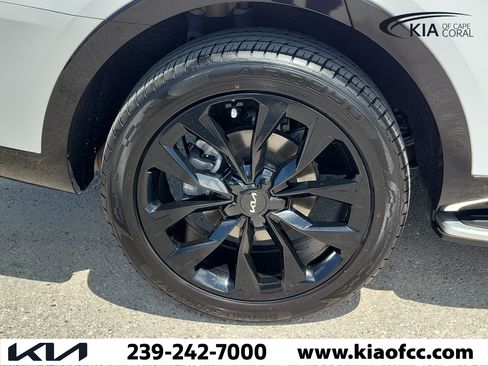 Used 2022 Kia Sorento SX AWD/4WD image 9