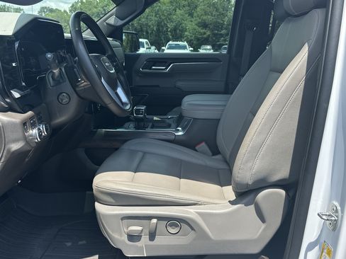 Certified 2023 GMC Sierra 1500 SLT w/ SLT Premium Package AWD/4WD image 9