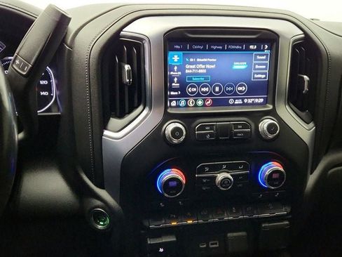 Used 2020 GMC Sierra 1500 Elevation w/ Elevation Value Package image 17