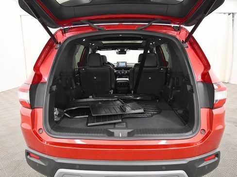 Certified 2025 Honda Pilot TrailSport image 7