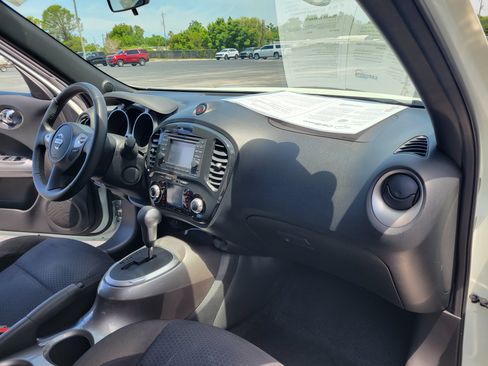 Used 2012 Nissan Juke SV w/ Chrome Pkg FWD image 23
