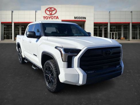Used 2024 Toyota Tundra SR5 image 3