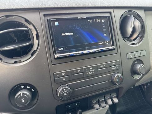 Used 2016 Ford F250 XL w/ Power Equipment Group AWD/4WD image 20