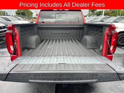 Used 2024 GMC Sierra 1500 Denali w/ Technology Package AWD/4WD image 26