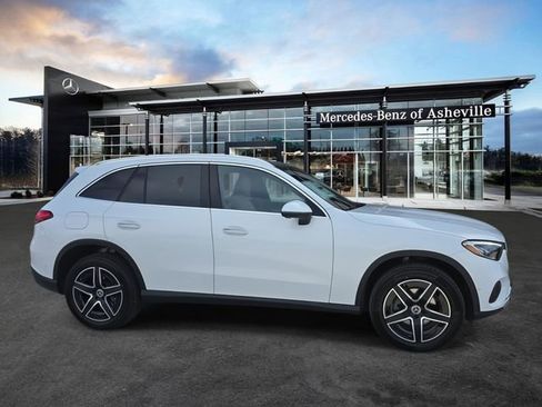 New 2026 Mercedes-Benz GLC 300 4MATIC image 1