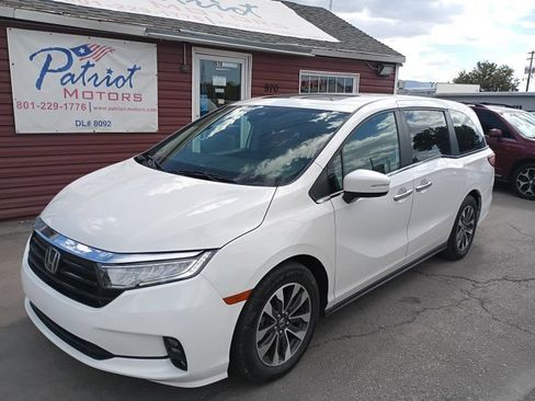 Used 2023 Honda Odyssey EX-L image 1