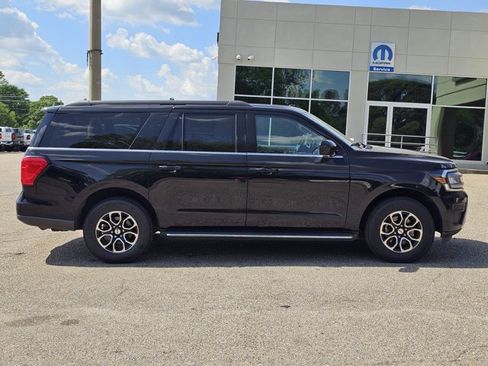 Used 2023 Ford Expedition Max XLT AWD/4WD image 7
