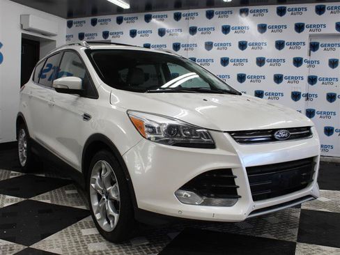 Used 2015 Ford Escape Titanium w/ Equipment Group 301A AWD/4WD image 5