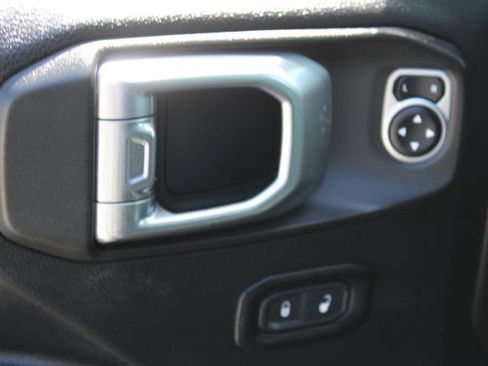 Used 2020 Jeep Wrangler Unlimited Sport S AWD/4WD image 14