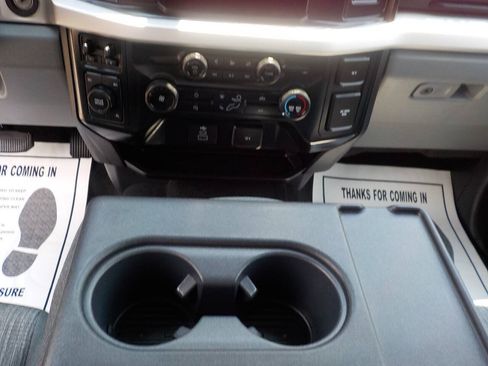 Used 2023 Ford F250 XLT AWD/4WD image 21