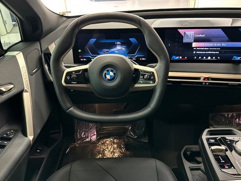 Certified 2024 BMW iX xDrive50 w/ Premium Package AWD/4WD image 28