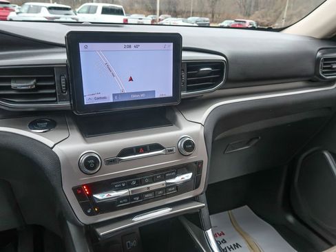 Used 2023 Ford Explorer XLT w/ Equipment Group 202A image 30