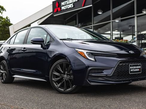 Used 2023 Toyota Corolla XSE w/ Carpet Mat Package (TMS) FWD image 1