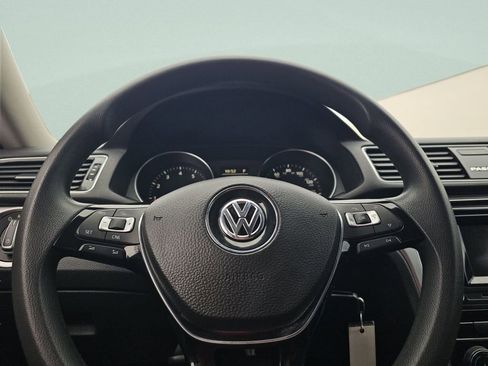 Used 2018 Volkswagen Passat 2.0T S image 27
