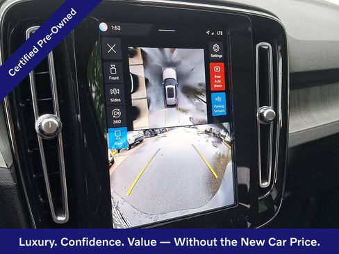 Certified 2024 Volvo XC40 B5 Plus w/ Protection Package Premier AWD/4WD image 19