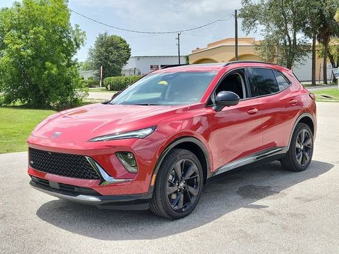 New 2025 Buick Envision Sport Touring image 2