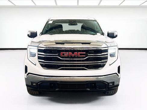 Used 2024 GMC Sierra 1500 SLT w/ SLT Premium Package AWD/4WD image 2