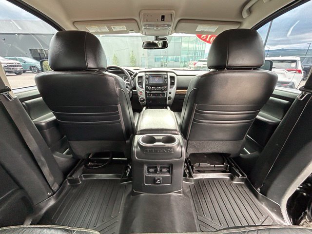 Used 2018 Nissan Titan SL w/ Chrome Package AWD/4WD image 41
