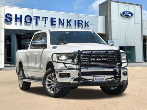 Used 2023 RAM 1500 Laramie AWD/4WD image 1