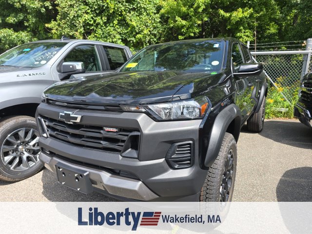 New 2026 Chevrolet Colorado Trail Boss w/ Midnight Edition AWD/4WD image 4