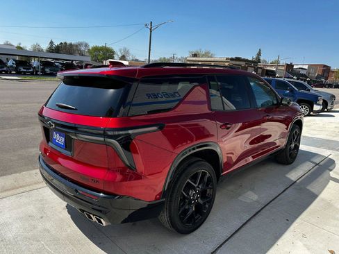 Used 2024 Chevrolet Traverse RS w/ LPO, Floor Liner Package image 5