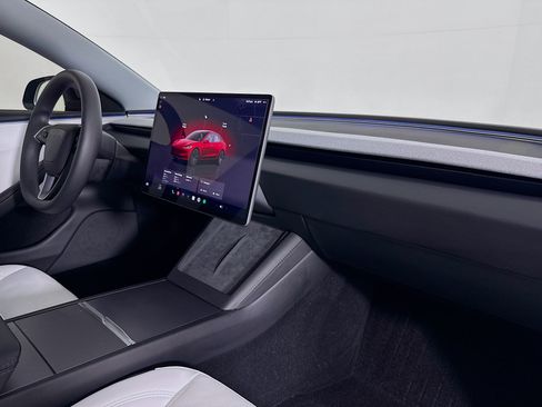 Used 2025 Tesla Model 3 Long Range image 27