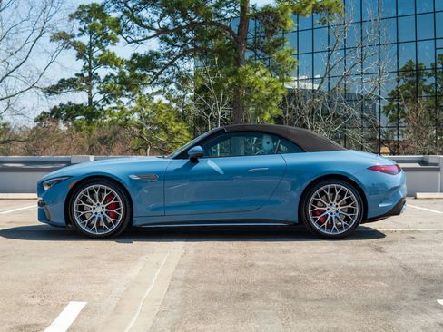 Used 2025 Mercedes-Benz SL 55 AMG 4MATIC image 6