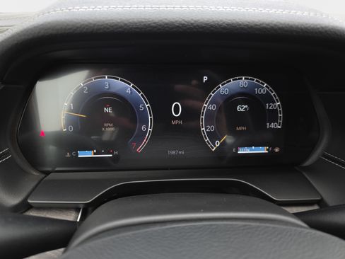 Used 2025 Jeep Grand Cherokee L Limited image 15