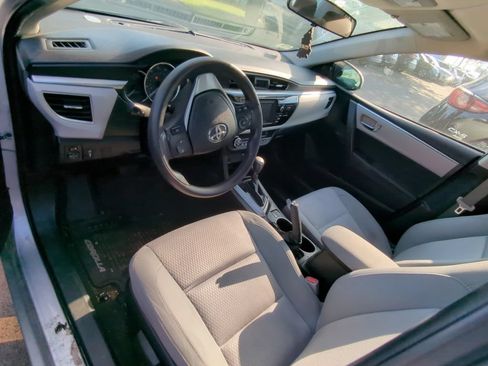 Used 2014 Toyota Corolla LE FWD image 7