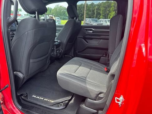 Used 2019 RAM 1500 Big Horn AWD/4WD image 8