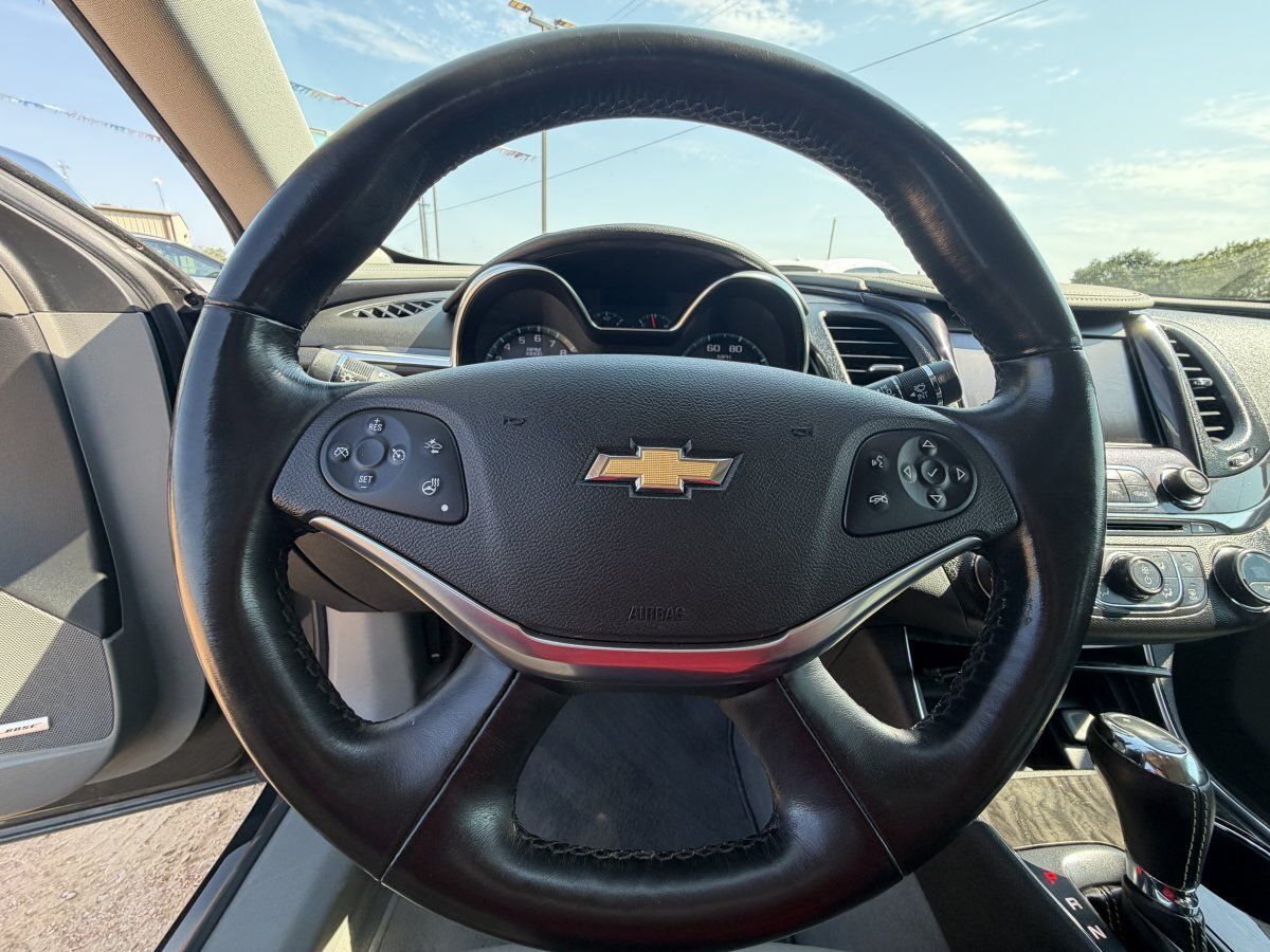 Used 2015 Chevrolet Impala LTZ FWD image 31